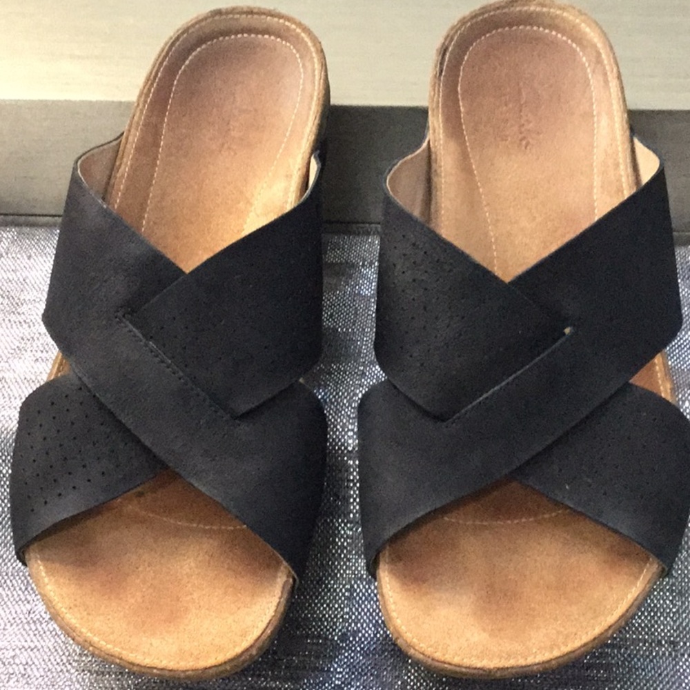 Clark’s women’s size 8.5 sandal